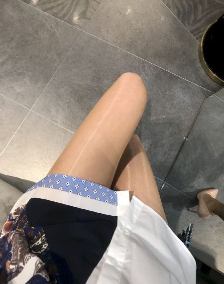 老头吃奶性行交